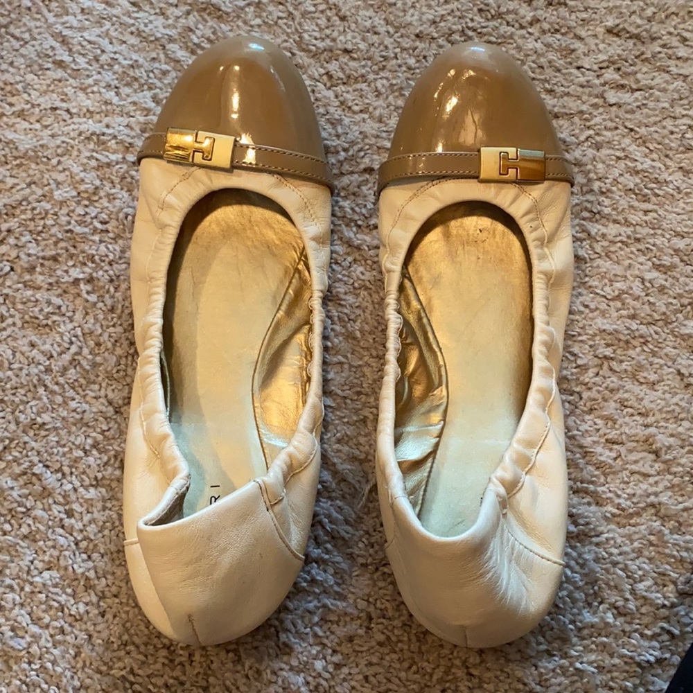 Cream colored Tahari flats